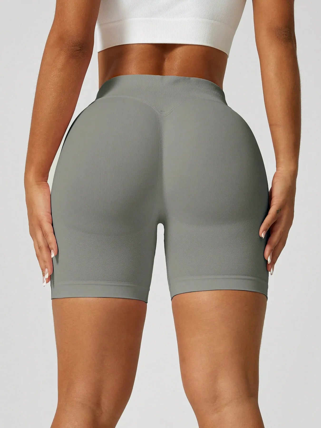 Kira – Shorts deportivos levantadores de glúteos sin costuras para mujer